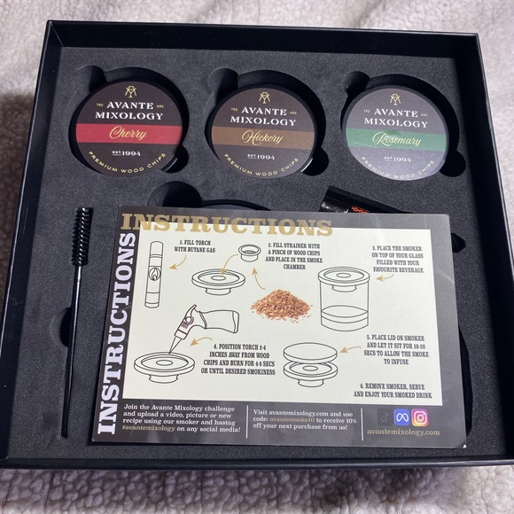 Avente Mixology Premium Smoker Cocktail Kit - Picture 3 of 11